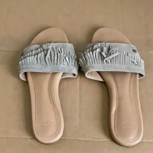 Ugg size 7 slides